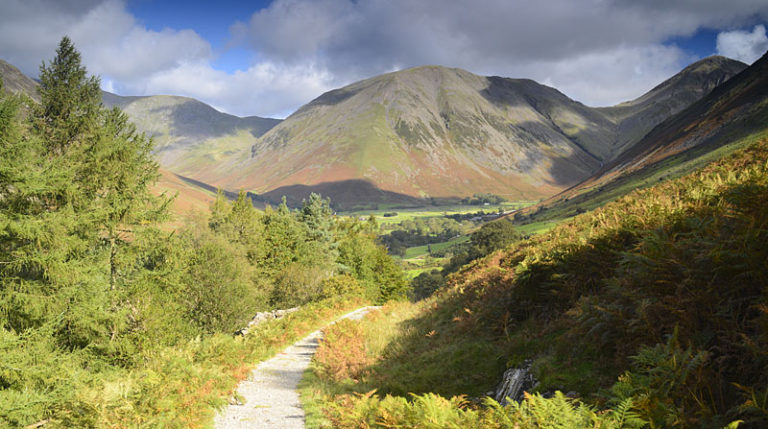 Wasdale Head from the path to Burnmoor Tarn - Alex Black ...